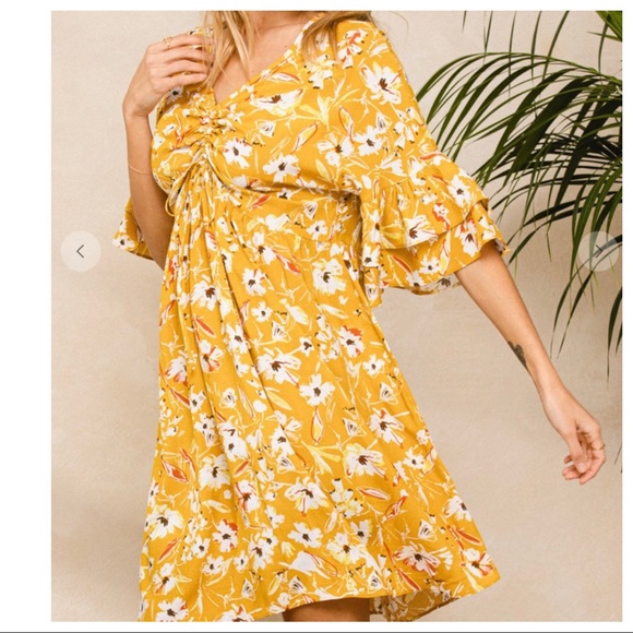 #10Beautiful Boho Butterfly Sleeve Dress with Ruching Detail - Picture 2 of 4